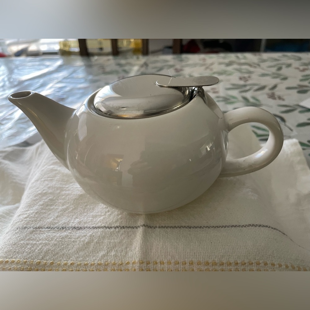 Certified international small teapot white ceramic.
